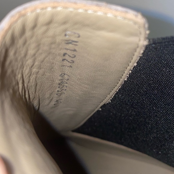 ✨SALEEEE✨ Alexander McQueen Leather Chelsea Block-Heel Booties - Picture 10 of 15